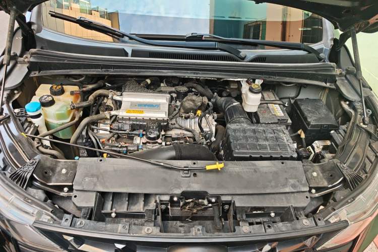 Used GAC Trumpchi M6 2023 PRO 270T DCT Luxury Edition Engine Bay