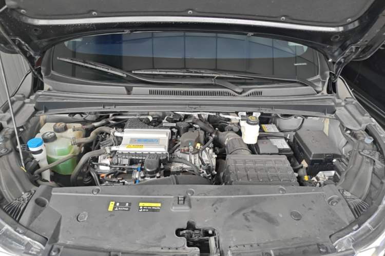 Used GAC Trumpchi M6 2023 PRO 270T DCT Luxury Edition Engine Bay
