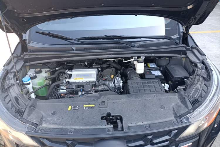 Used GAC Trumpchi M6 2023 PRO 270T DCT Luxury Edition Engine Bay