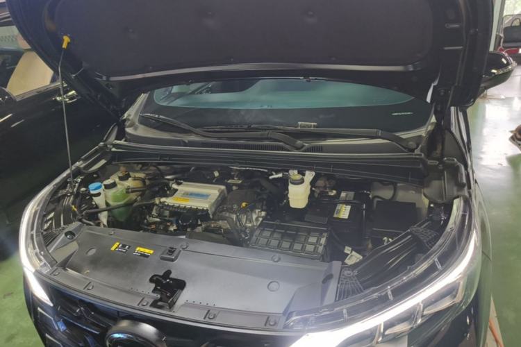 Used GAC Trumpchi M6 2023 PRO 270T DCT Luxury Edition Engine Bay