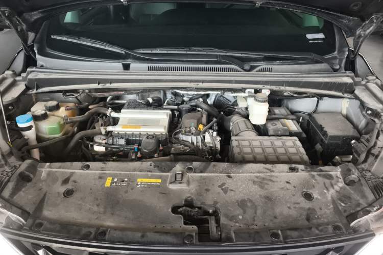 Used GAC Trumpchi M6 2023 PRO 270T DCT Luxury Edition Engine Bay