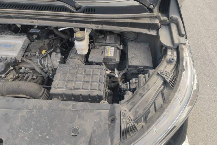 Used GAC Trumpchi M6 2023 PRO 270T DCT Luxury Edition Engine Bay Left