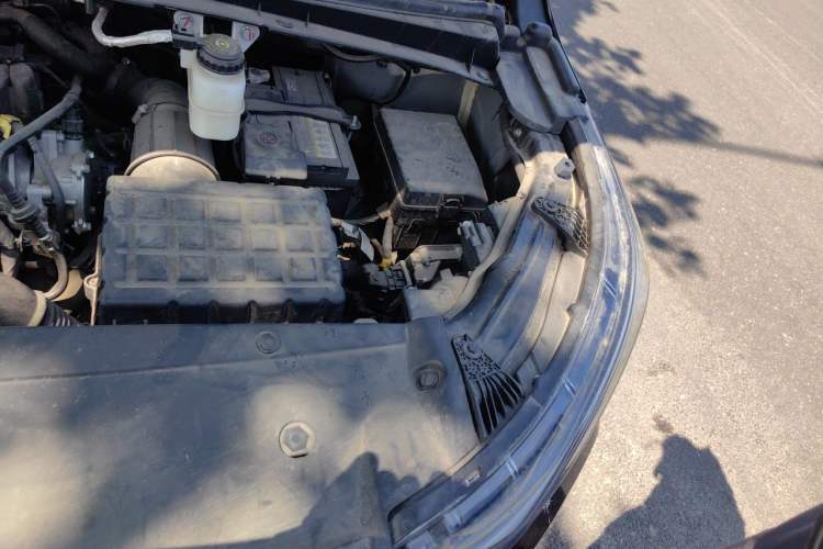 Used GAC Trumpchi M6 2023 PRO 270T DCT Elite Edition Engine Bay Left
