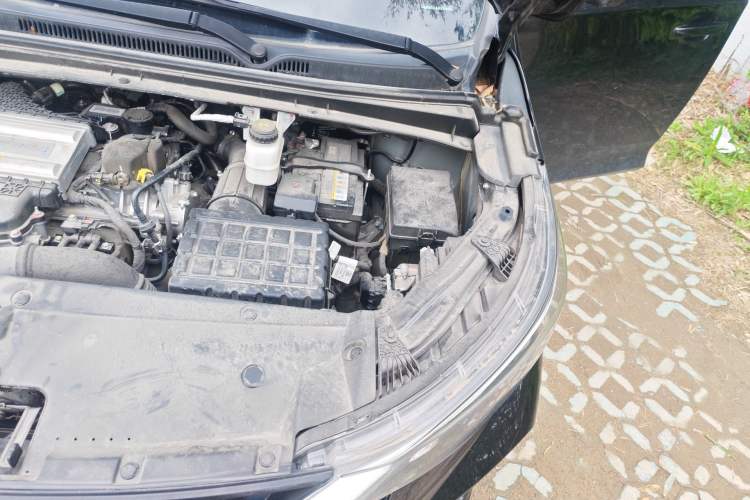 Used GAC Trumpchi M6 2023 PRO 270T DCT Luxury Edition Engine Bay Left