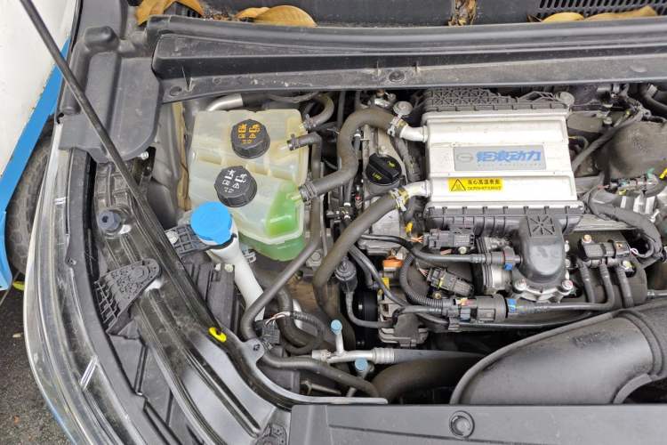 Used GAC Trumpchi M6 2023 PRO 270T DCT Luxury Edition Engine Bay Right