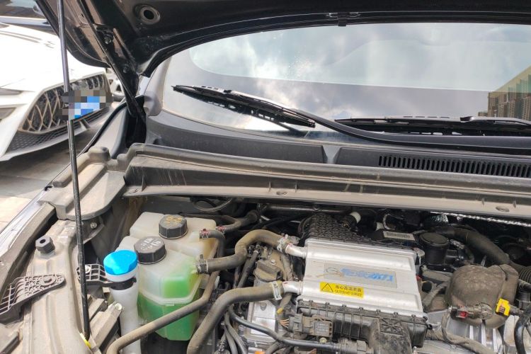 Used GAC Trumpchi M6 2023 PRO 270T DCT Luxury Edition Engine Bay Right