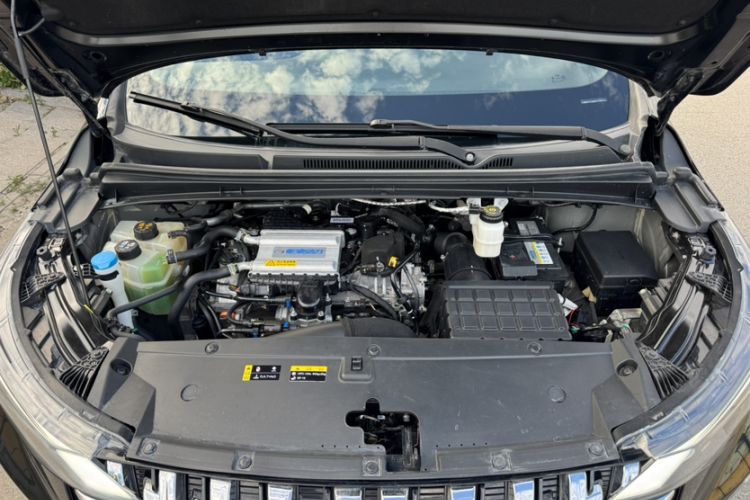 Used GAC Trumpchi M6 2023 PRO 270T DCT Luxury Edition Engine Bay
