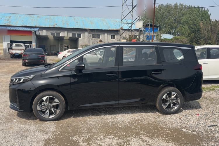 Used GAC Trumpchi M6 2023 PRO 270T DCT Luxury Edition Exterior 3