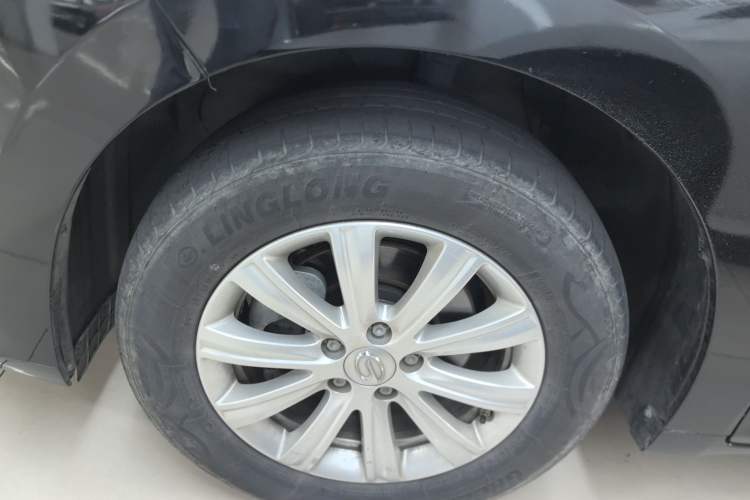 Used GAC Trumpchi M6 2023 PRO 270T DCT Elite Edition Exterior 4