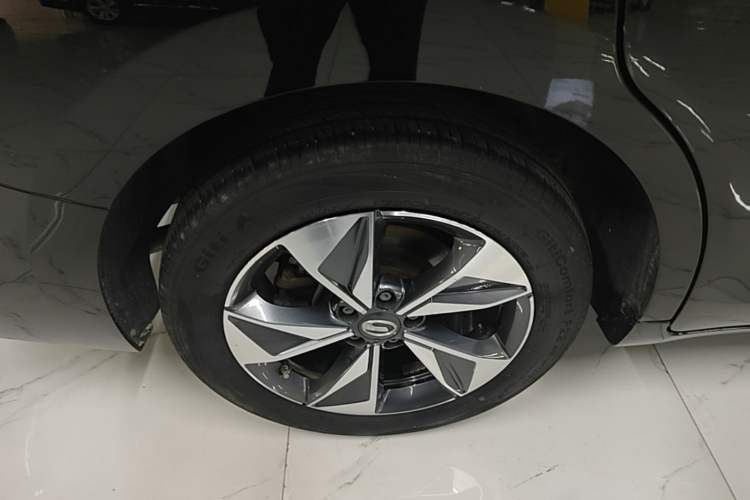 Used GAC Trumpchi M6 2023 PRO 270T DCT Luxury Edition Exterior 5