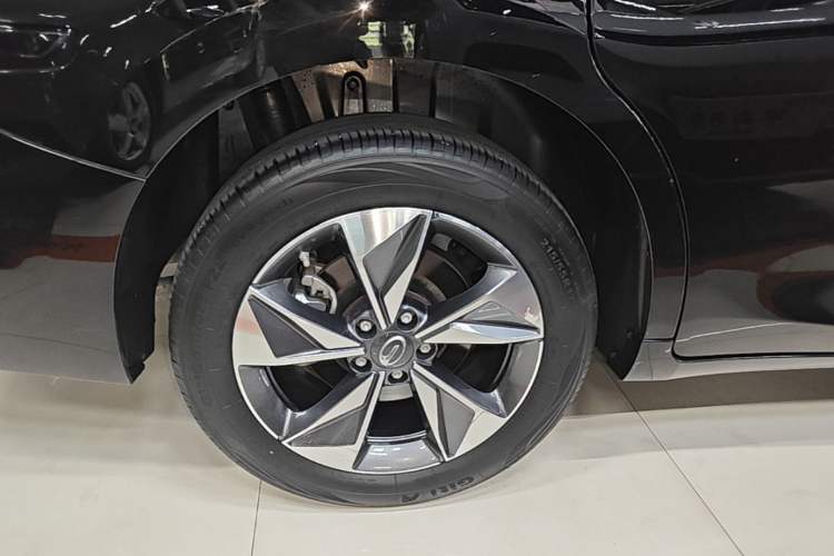 Used GAC Trumpchi M6 2023 PRO 270T DCT Luxury Edition Exterior 5