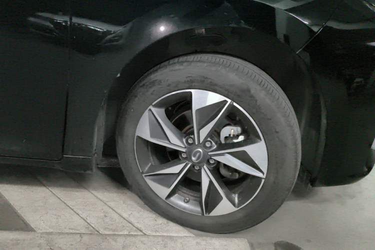 Used GAC Trumpchi M6 2023 PRO 270T DCT Luxury Edition Exterior 7