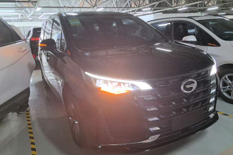 Used GAC Trumpchi M6 2023 PRO 270T DCT Luxury Edition Front Right 45 Deg