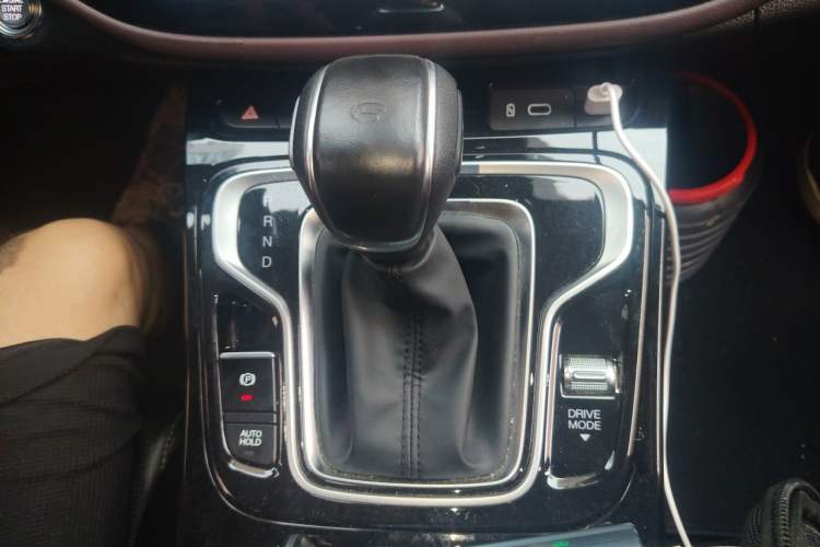 Used GAC Trumpchi M6 2023 PRO 270T DCT Luxury Edition Gear Lever