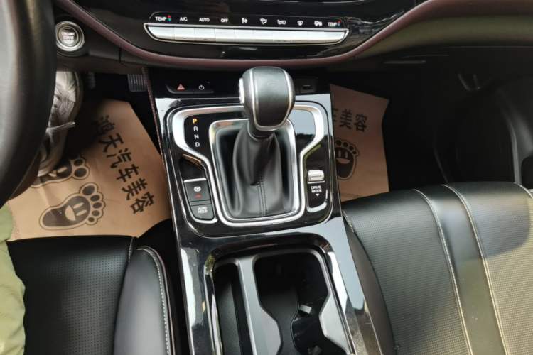 Used GAC Trumpchi M6 2023 PRO 270T DCT Luxury Edition Gear Lever