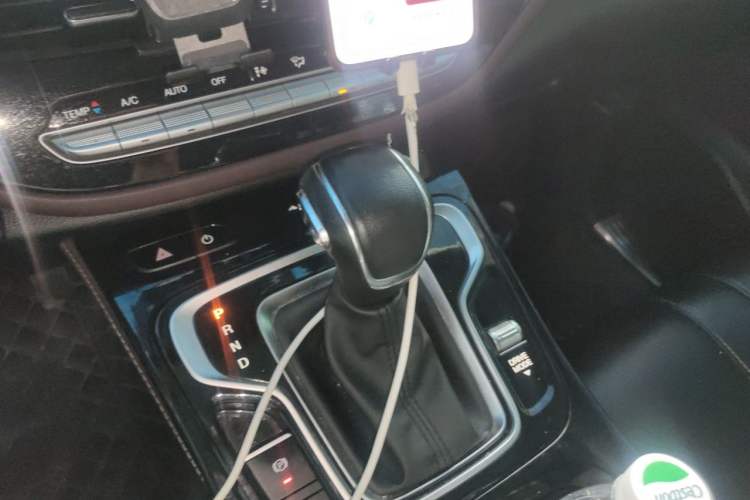 Used GAC Trumpchi M6 2023 PRO 270T DCT Luxury Edition Gear Lever
