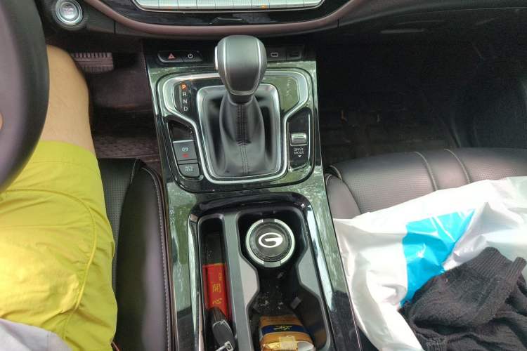 Used GAC Trumpchi M6 2023 PRO 270T DCT Luxury Edition Gear Lever