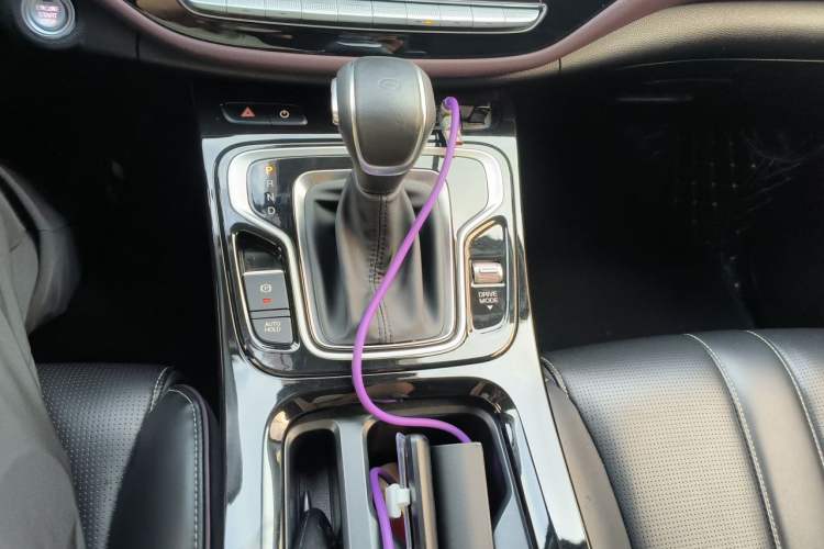 Used GAC Trumpchi M6 2023 PRO 270T DCT Luxury Edition Gear Lever