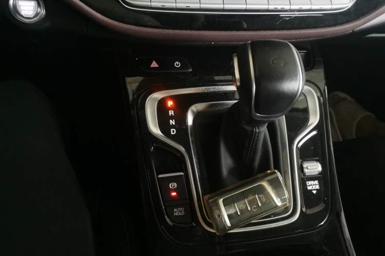 Used GAC Trumpchi M6 2023 PRO 270T DCT Luxury Edition Gear Lever