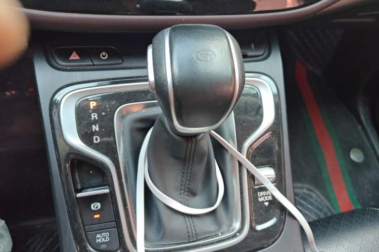 Used GAC Trumpchi M6 2023 PRO 270T DCT Luxury Edition Gear Lever