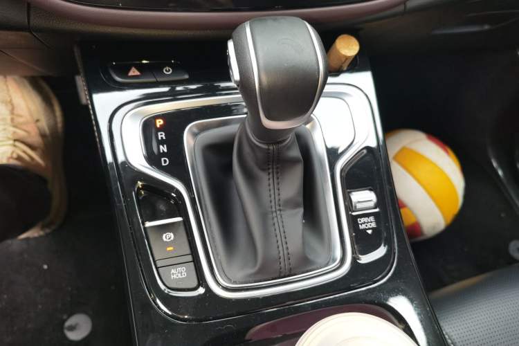 Used GAC Trumpchi M6 2023 PRO 270T DCT Luxury Edition Gear Lever