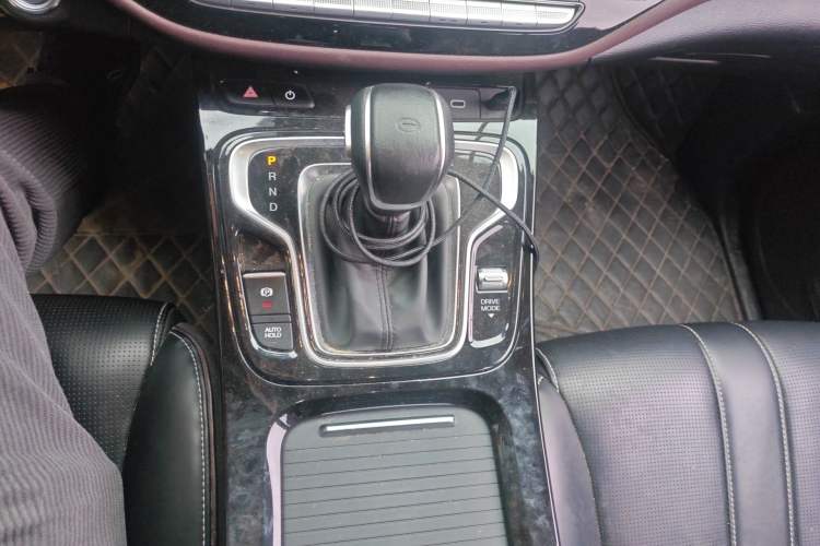Used GAC Trumpchi M6 2023 PRO 270T DCT Luxury Edition Gear Lever