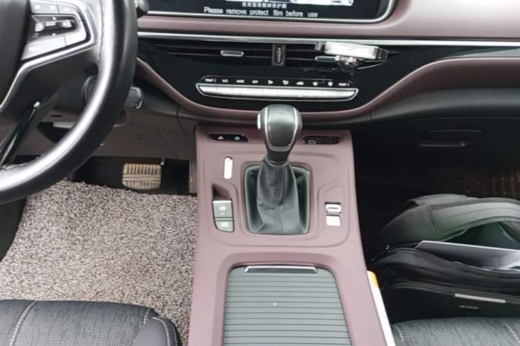 Used GAC Trumpchi M6 2023 PRO 270T DCT Elite Edition Gear Lever
