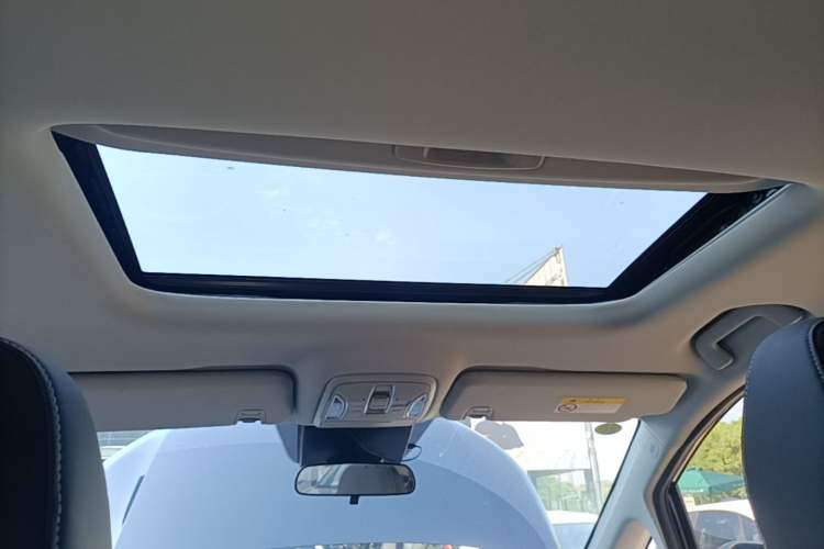 Used GAC Trumpchi M6 2023 PRO 270T DCT Luxury Edition Headliner