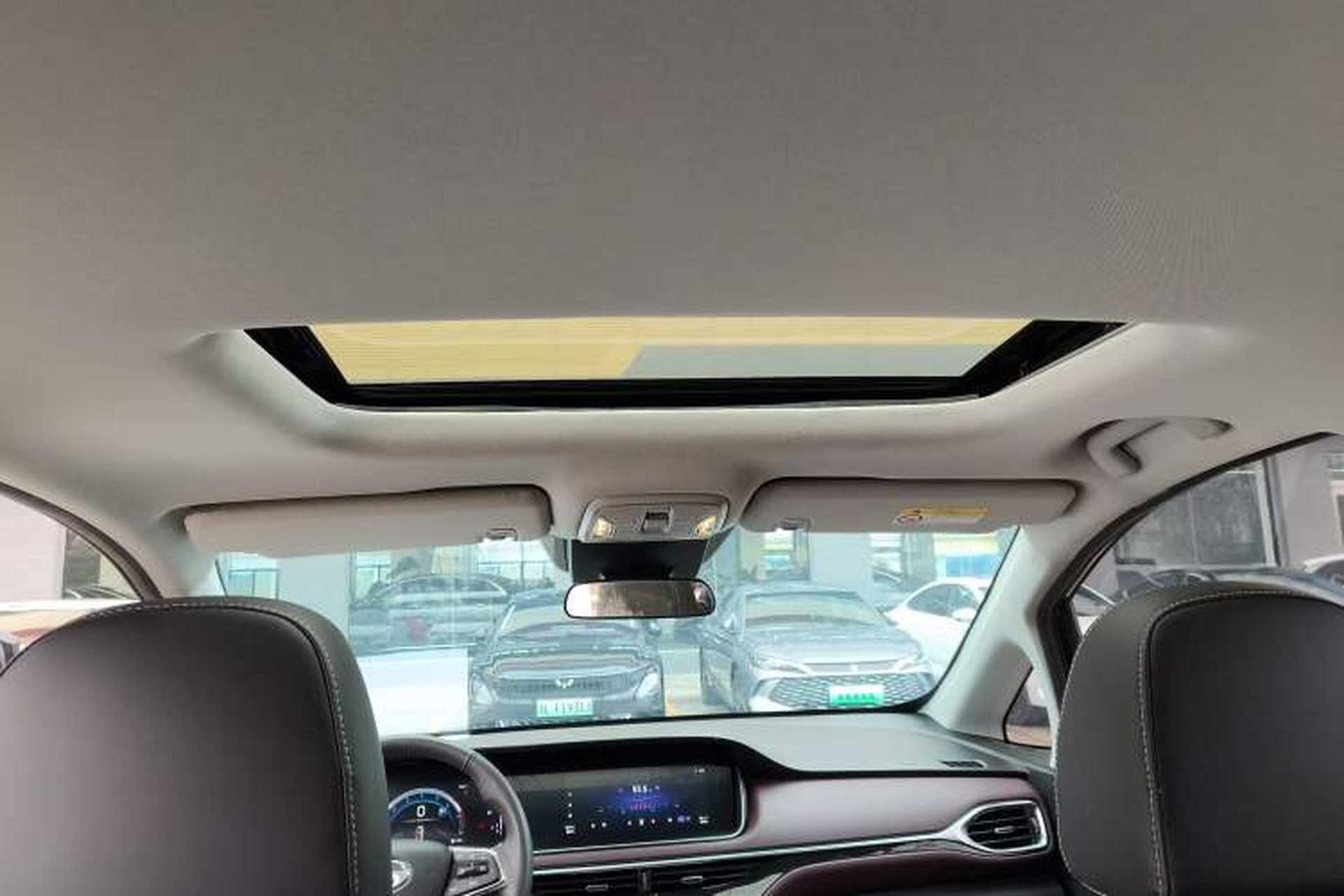 Used GAC Trumpchi M6 2023 PRO 270T DCT Luxury Edition Headliner