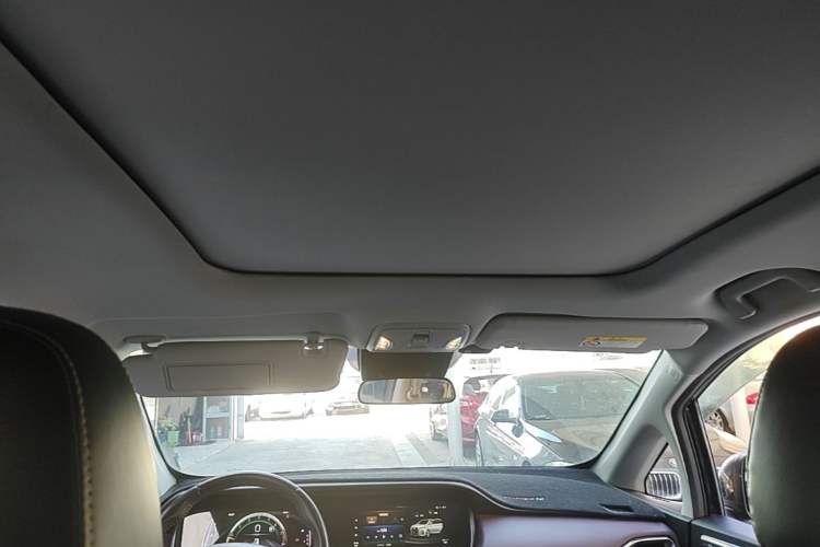 Used GAC Trumpchi M6 2023 PRO 270T DCT Luxury Edition Headliner