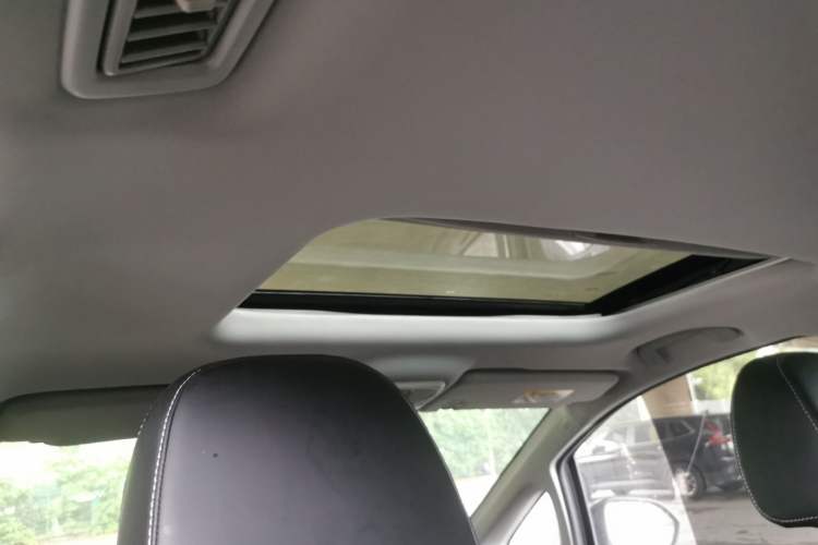 Used GAC Trumpchi M6 2023 PRO 270T DCT Luxury Edition Headliner