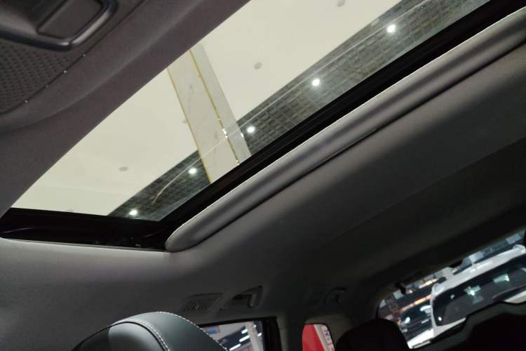 Used GAC Trumpchi M6 2023 PRO 270T DCT Luxury Edition Headliner