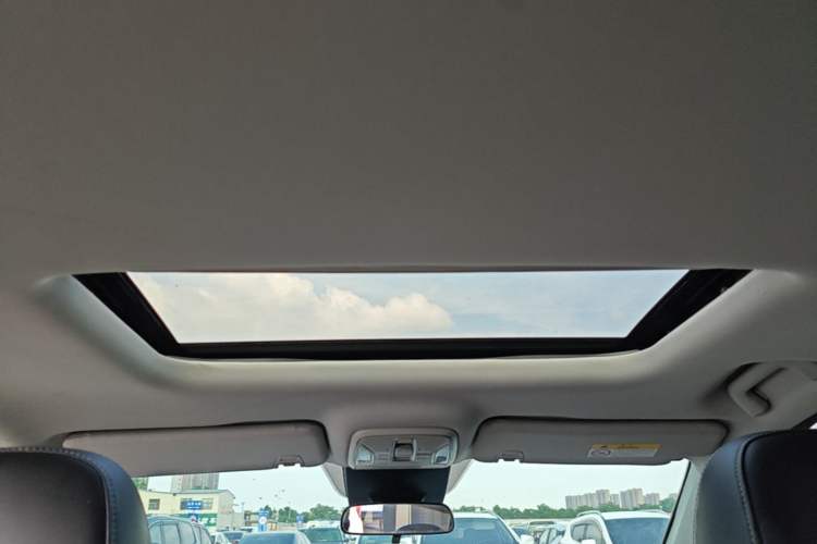 Used GAC Trumpchi M6 2023 PRO 270T DCT Luxury Edition Headliner