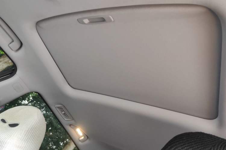 Used GAC Trumpchi M6 2023 PRO 270T DCT Luxury Edition Headliner