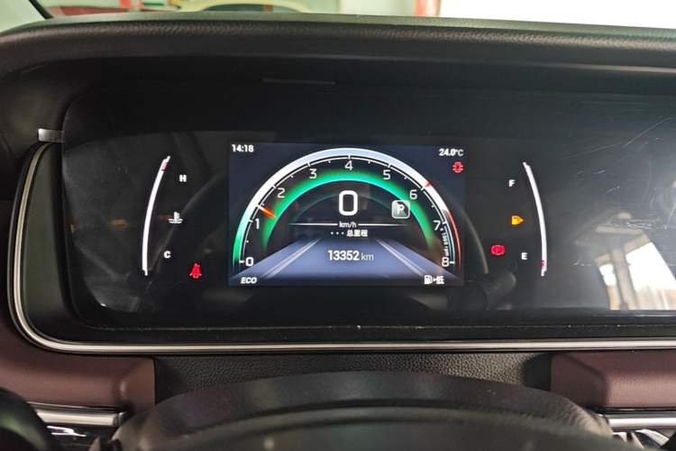 Used GAC Trumpchi M6 2023 PRO 270T DCT Luxury Edition Instrument Cluster