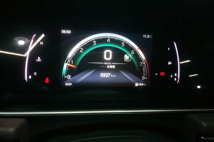 Used GAC Trumpchi M6 2023 PRO 270T DCT Luxury Edition Instrument Cluster