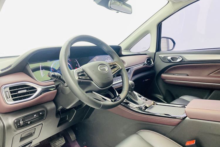 Used GAC Trumpchi M6 2023 PRO 270T DCT Luxury Edition Interior 1