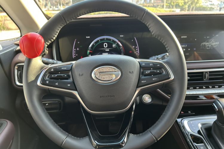 Used GAC Trumpchi M6 2023 PRO 270T DCT Luxury Edition Interior 2