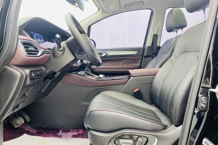 Used GAC Trumpchi M6 2023 PRO 270T DCT Luxury Edition Interior 2