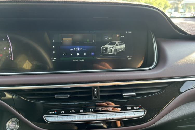 Used GAC Trumpchi M6 2023 PRO 270T DCT Luxury Edition Interior 3