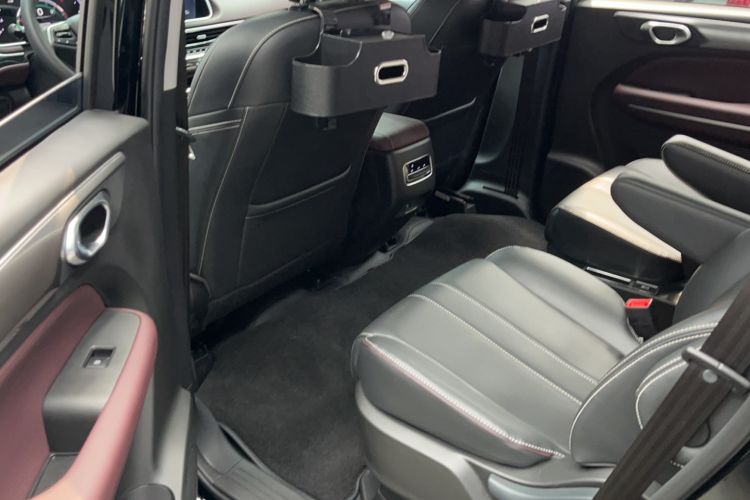 Used GAC Trumpchi M6 2023 PRO 270T DCT Luxury Edition Interior 3