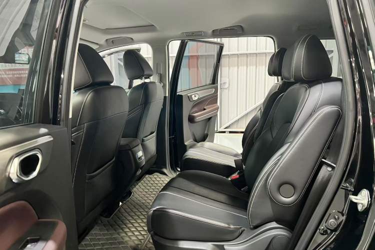 Used GAC Trumpchi M6 2023 PRO 270T DCT Luxury Edition Interior 4