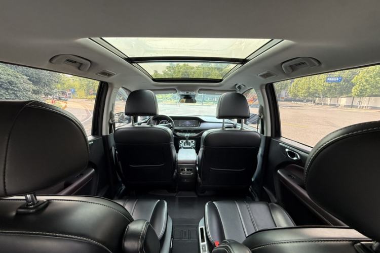 Used GAC Trumpchi M6 2023 PRO 270T DCT Luxury Edition Interior 4