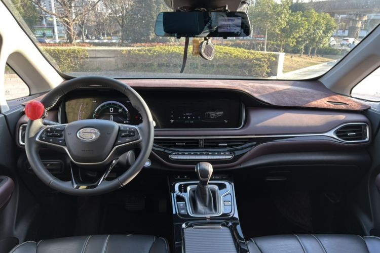 Used GAC Trumpchi M6 2023 PRO 270T DCT Luxury Edition Interior 6