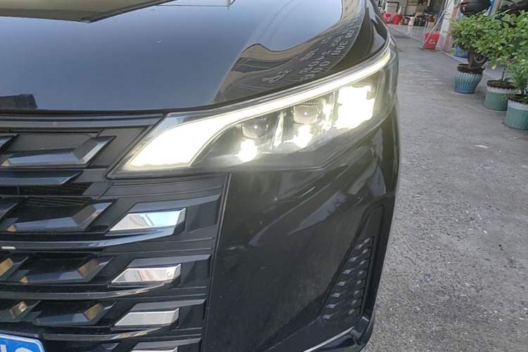 Used GAC Trumpchi M6 2023 PRO 270T DCT Luxury Edition Left Front Headlight
