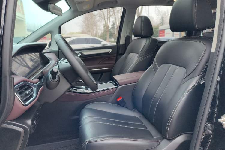 Used GAC Trumpchi M6 2023 PRO 270T DCT Luxury Edition Left Front Seat