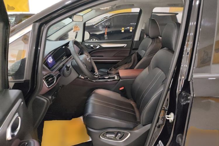 Used GAC Trumpchi M6 2023 PRO 270T DCT Luxury Edition Left Front Seat