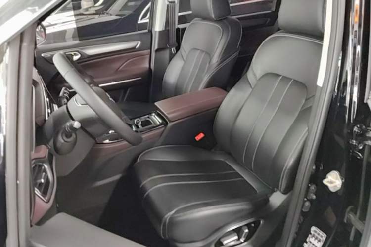 Used GAC Trumpchi M6 2023 PRO 270T DCT Luxury Edition Left Front Seat