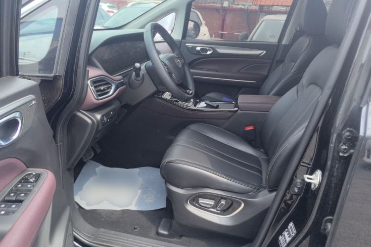 Used GAC Trumpchi M6 2023 PRO 270T DCT Luxury Edition Left Front Seat
