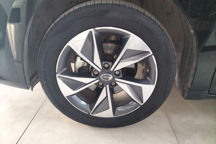 Used GAC Trumpchi M6 2023 PRO 270T DCT Luxury Edition Left Front Wheel Hub